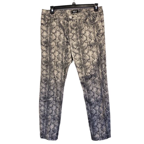 Allen B. Schwartz Women Size 14 Narrow Leg Snakeskin Print Jeans Gray Black - Picture 1 of 9